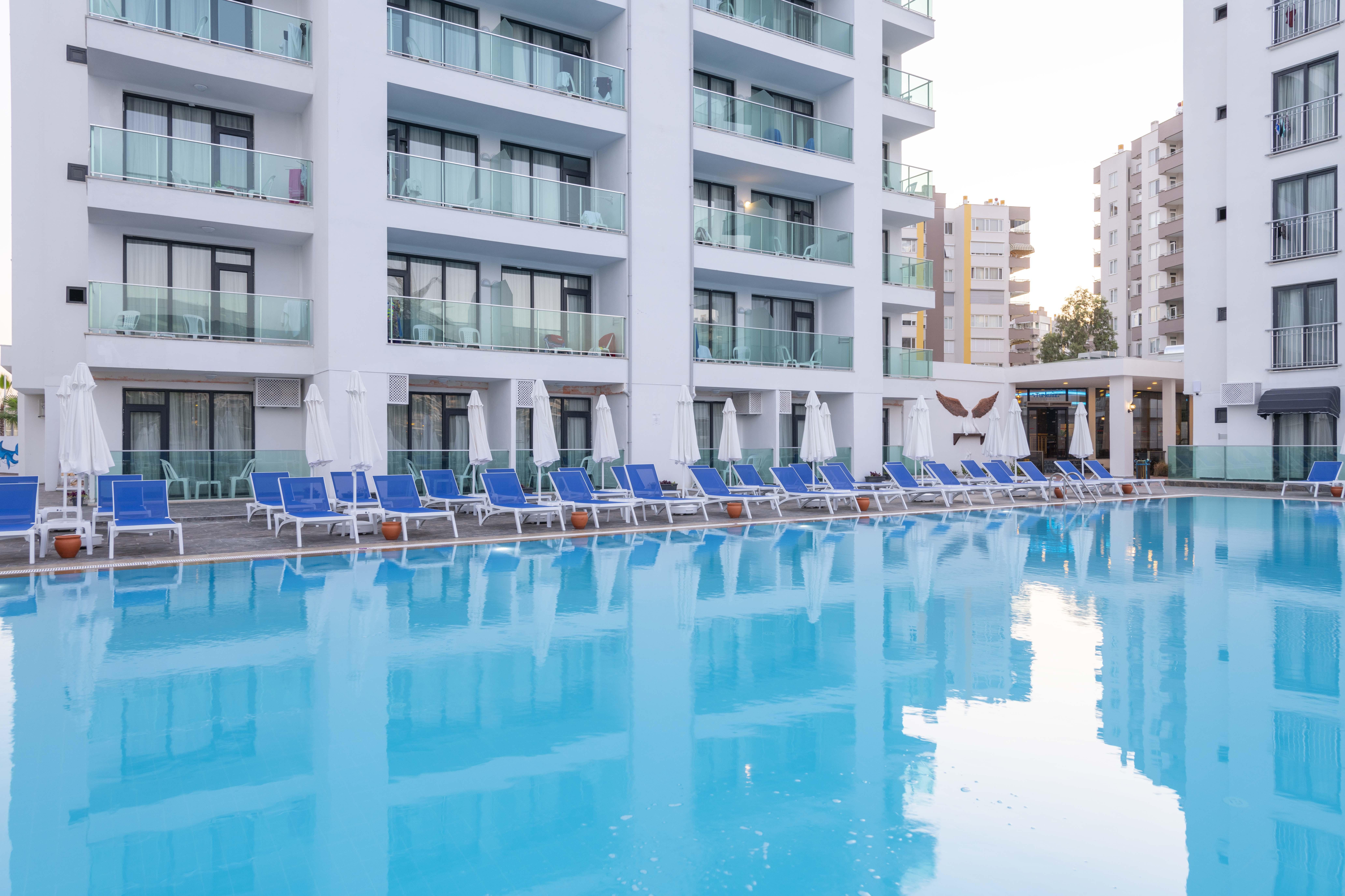 Royal Towers Lara Hotel Antalya Exterior photo